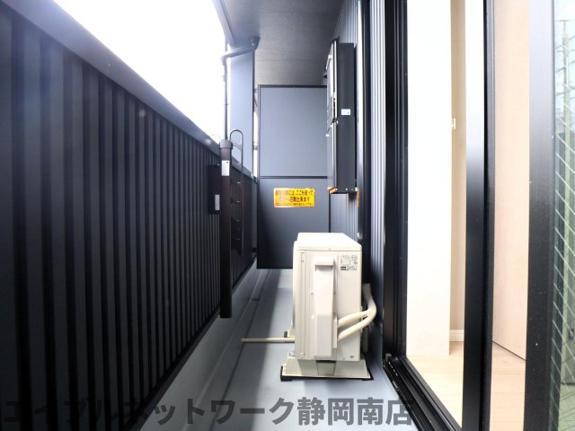 バルコニー　バルコニー付きです