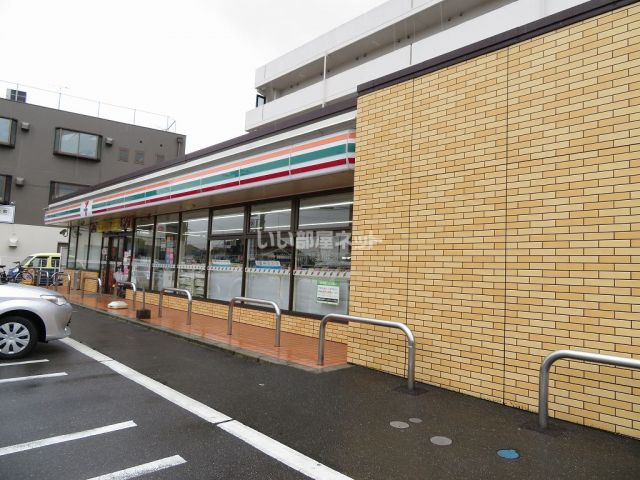 コンビニ　セブンイレブン 亀岡並河店（コンビニ）まで354m