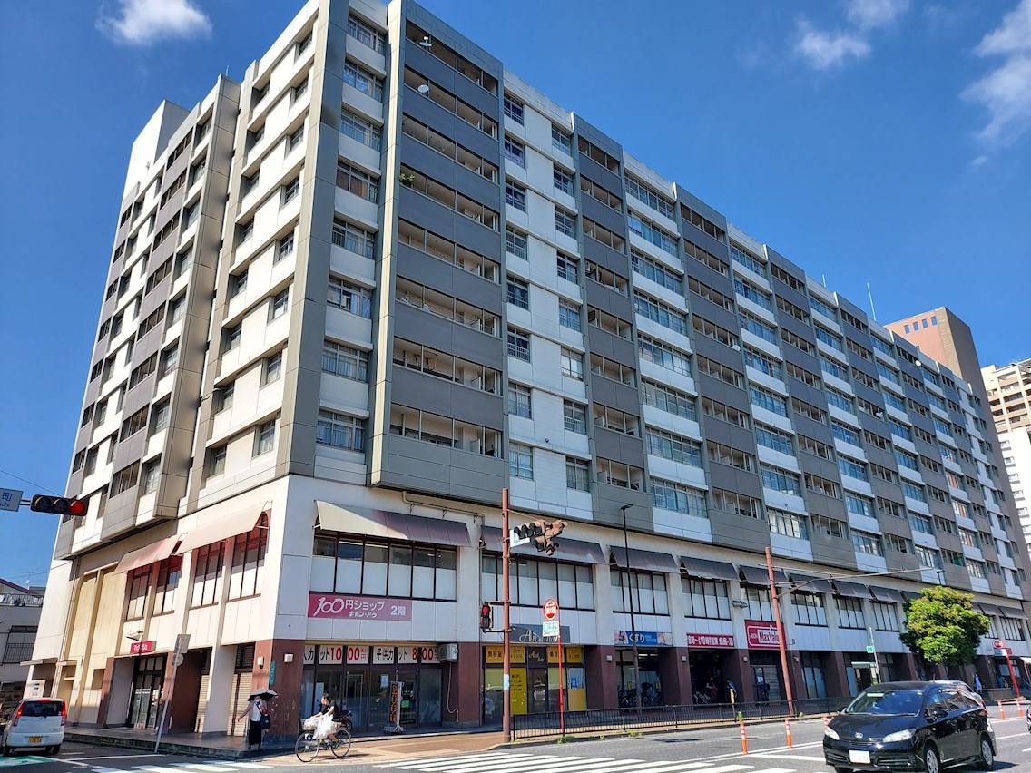 スーパー　マックスバリュ三萩野店（スーパー）まで865m