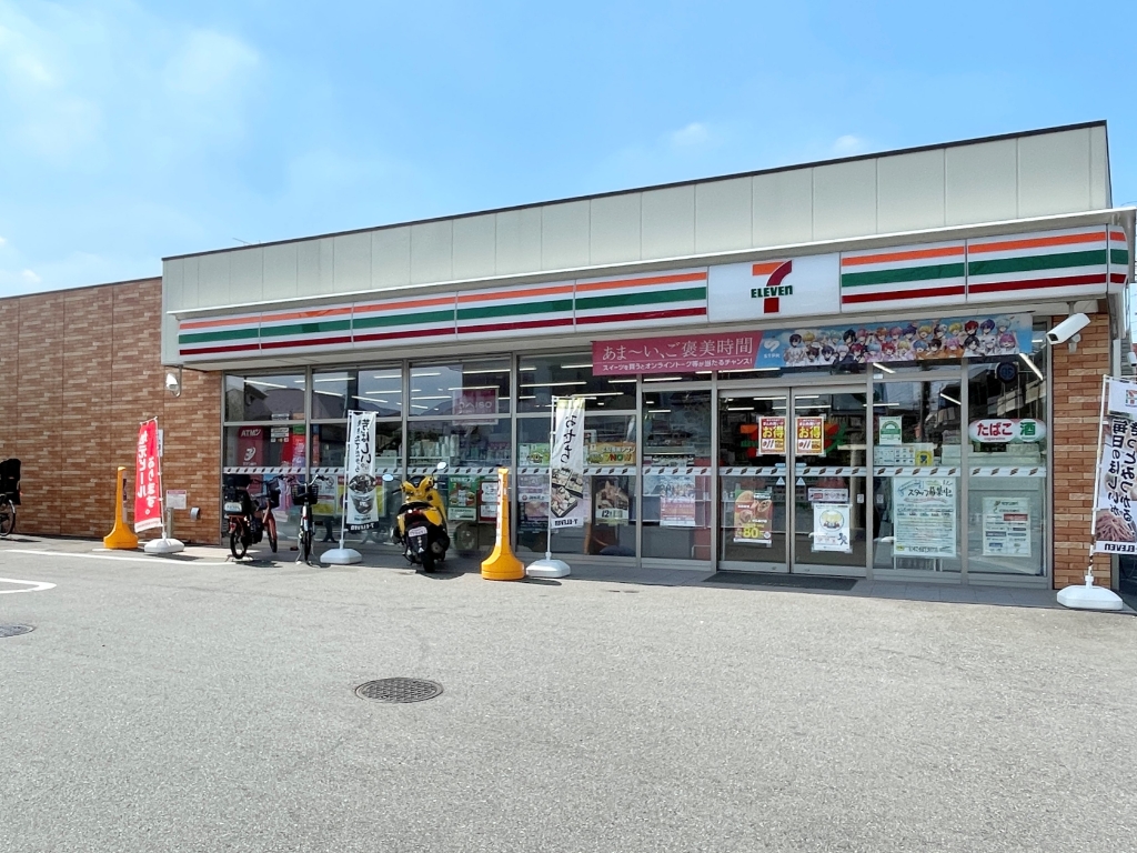 コンビニ　セブンイレブン 調布西つつじヶ丘1丁目店（コンビニ）まで378m