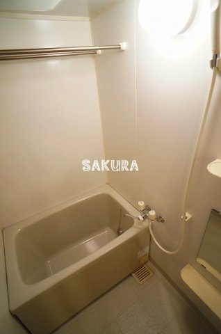 バス・シャワールーム　日々の疲れを癒すお風呂です♪