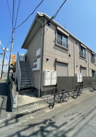 建物外観　京急大師線「小島新田駅」のアパートです。