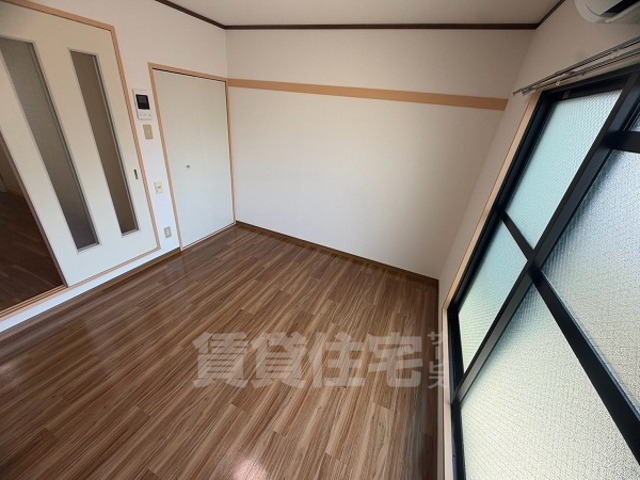 キャビン千里山の居間写真