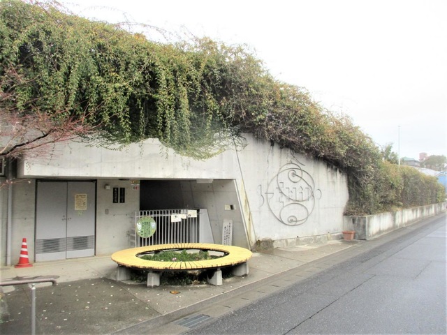 幼稚園・保育園　末広保育園（幼稚園・保育園）まで646m