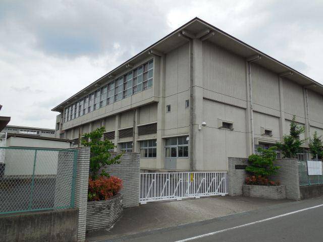 中学校　岐阜市立長森南中学校（中学校）まで2889m