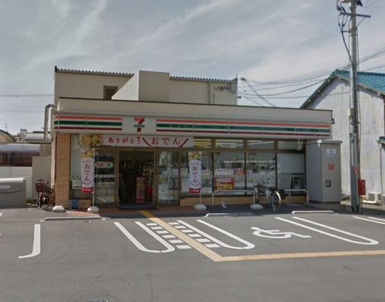 コンビニ　セブンイレブン 大阪巽南3丁目店（コンビニ）まで275m