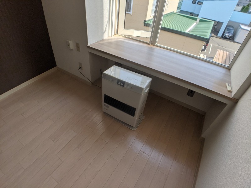 その他設備　灯油暖房です。札幌の寒い冬もこれで大丈夫！