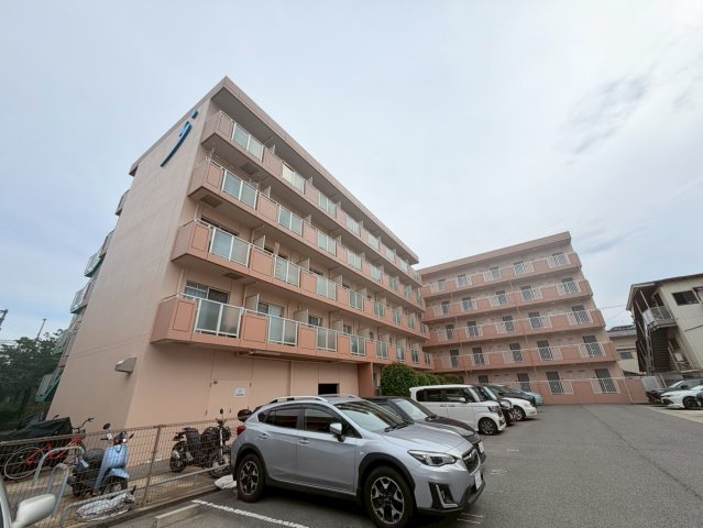 建物外観　小学校
