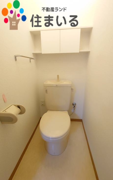 トイレ　※写真は同型タイプとなります。