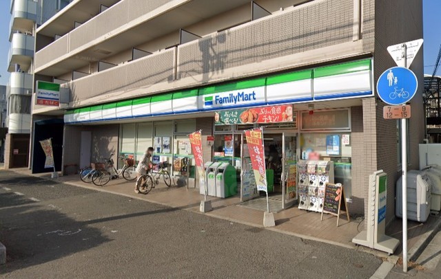 コンビニ　ファミリーマート　吹田内本町（コンビニ）まで488m