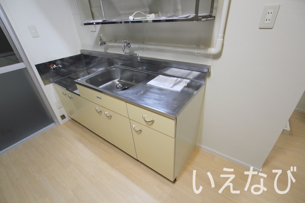 キッチン　同一物件です。