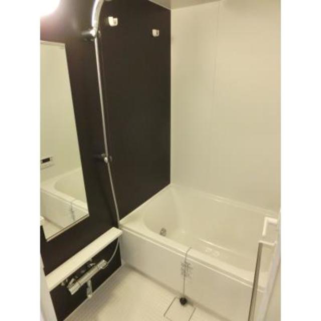 バス・シャワールーム　※写真は同タイプ住戸です。