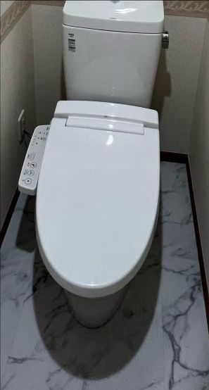 トイレ　※他号室参考写真