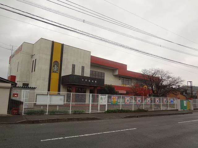 幼稚園・保育園　中間幼稚園（幼稚園・保育園）まで513m