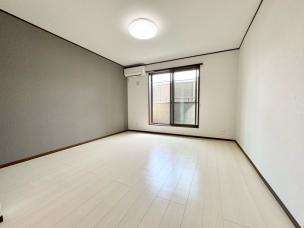 その他部屋・スペース　クロス張替済みでキレイな室内♪