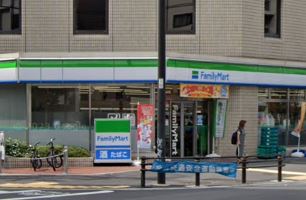 コンビニ　ファミリーマート 目黒東山一丁目店（コンビニ）まで219m