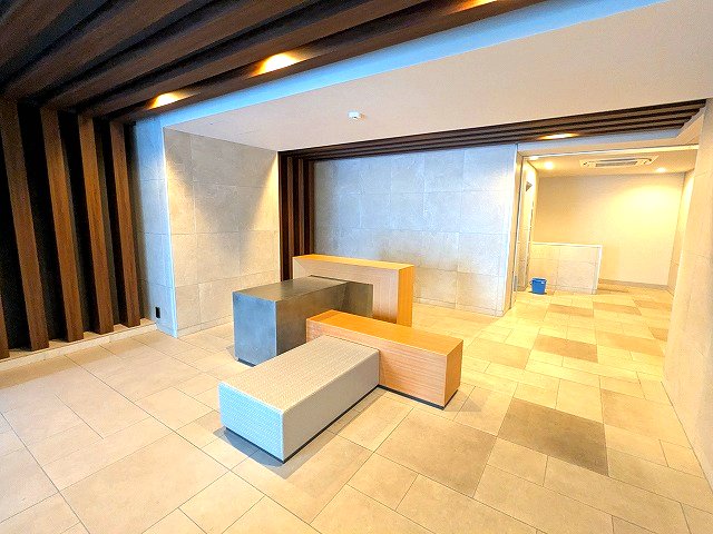 FRENCIA御徒町の外観写真