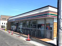 コンビニ　セブンイレブン野洲冨波店（コンビニ）まで499m