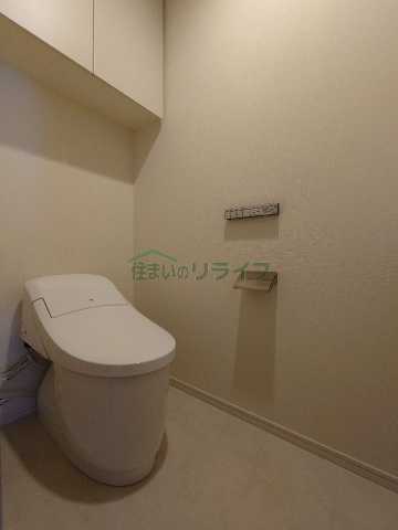 トイレ　クレヴィア新宿若松町