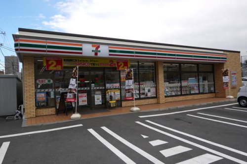 コンビニ　セブンイレブン 豊島巣鴨新田店（コンビニ）まで484m