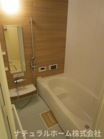 バス・シャワールーム　一坪風呂
