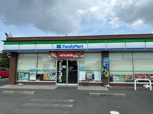 コンビニ　ファミリーマート豊橋多米西町店（コンビニ）まで1554m