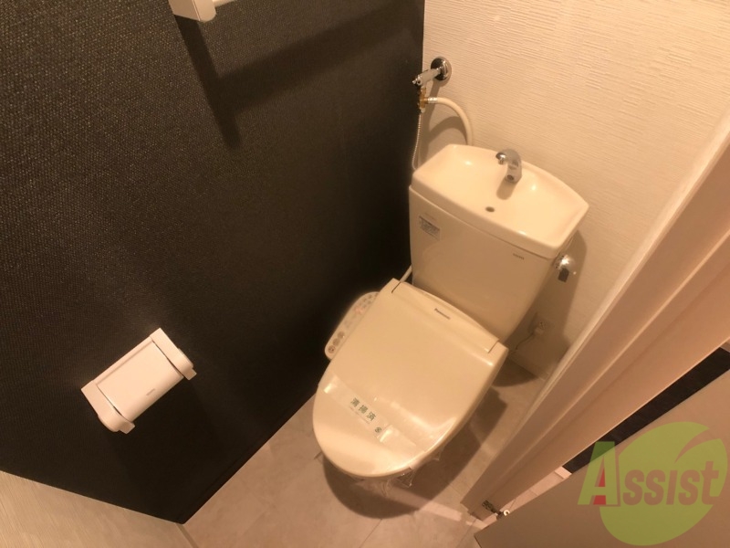 トイレ　こちらはトイレです。清潔感があり、安心して使用できます。