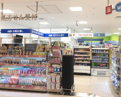 ドラックストア　ウエルシアアトレ亀戸店（ドラッグストア）まで523m