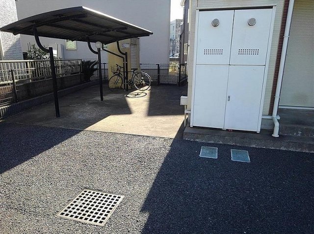 スカーレットの外観写真