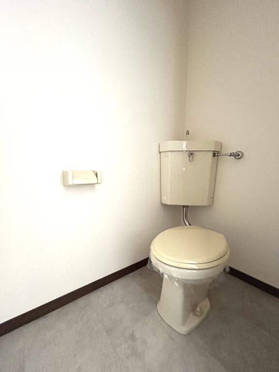 ファミーユ鈴木のトイレ写真