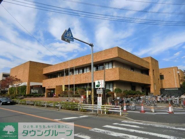 役所　市役所出張所（役所）まで460m