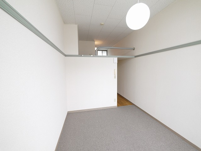 その他部屋・スペース　コンパクトで使いやすい洋室です
