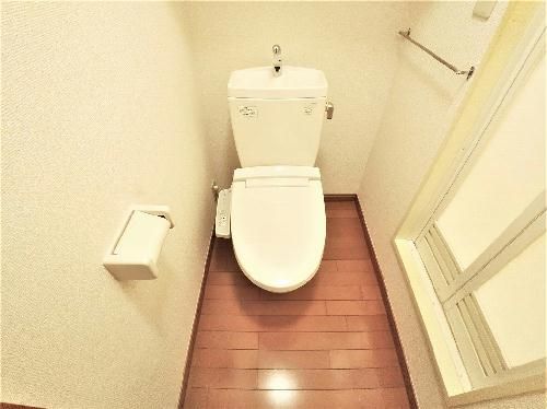 レオパレスミディーCのトイレ写真