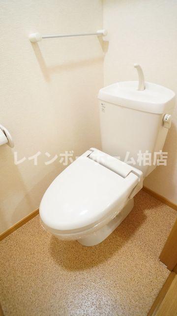 トイレ　落ち着いたトイレです