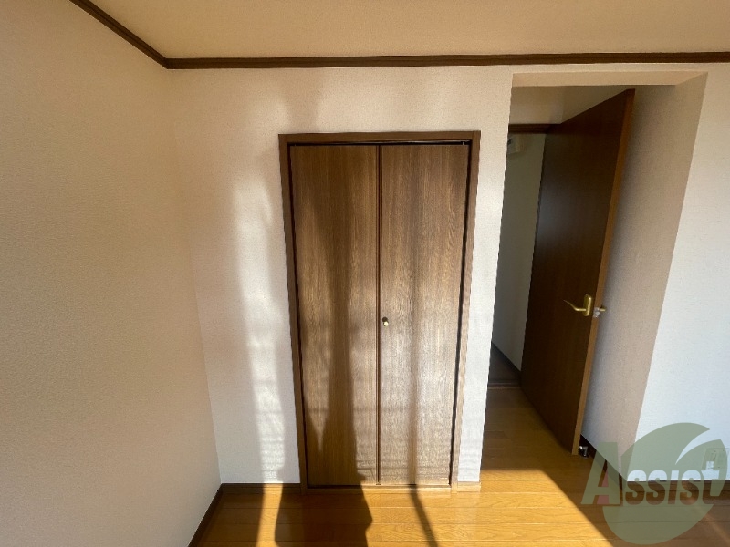 収納　クローゼットがありました。お洋服や荷物はここへ
