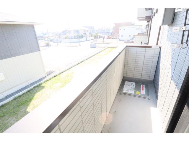 ＪＲ関西本線 奈良駅 バス乗車時間：15分 最寄りバス停で下車 徒歩3分 3階建 築2年の内装写真