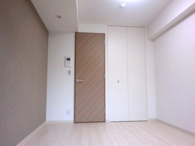 西武新宿線 武蔵関駅 徒歩3分 8階建 築16年の居間写真