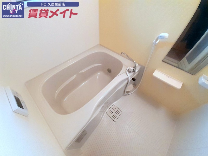 バス・シャワールーム　同型タイプ参考写真