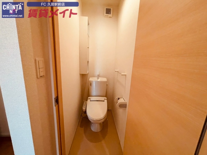 トイレ　同型タイプ参考写真