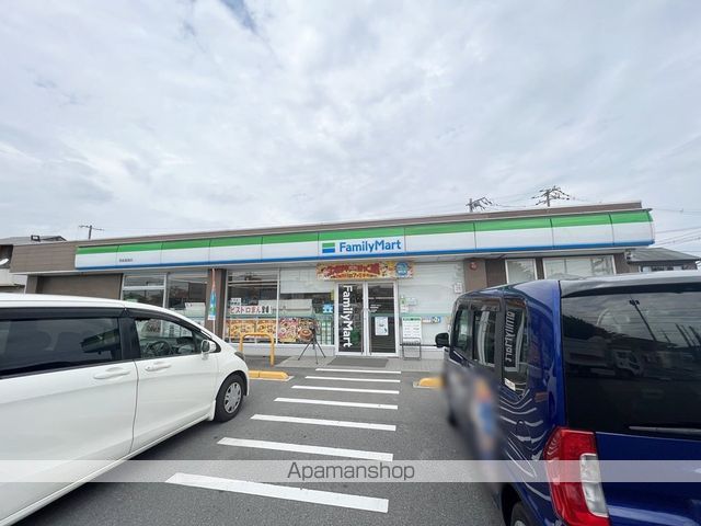 コンビニ　ファミリーマート長船服部店（コンビニ）まで285m