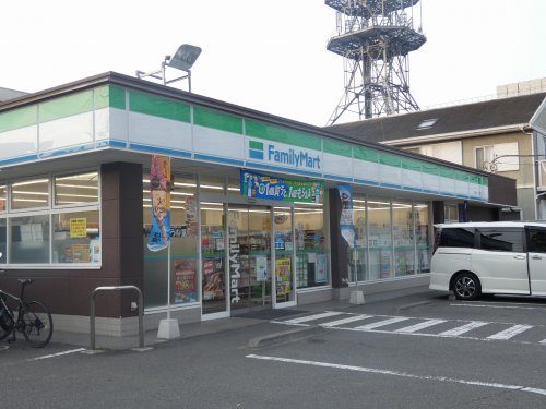 コンビニ　ファミリーマート 深見西一丁目店（コンビニ）まで517m