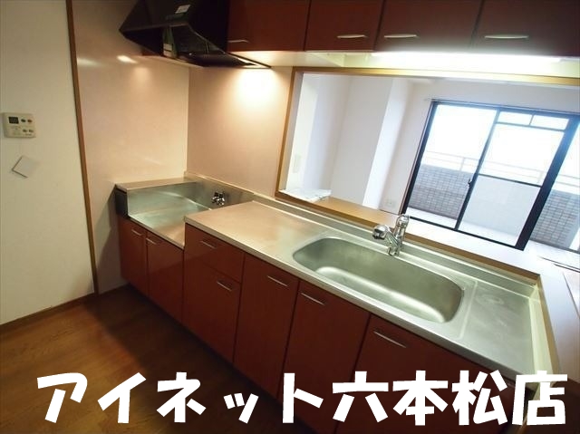 地下鉄七隈線 賀茂駅 徒歩17分 7階建 築24年のキッチン写真