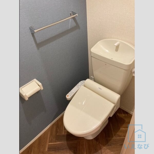地下鉄谷町線 平野駅 徒歩8分 3階建 築14年のトイレ写真