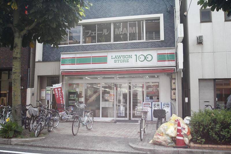 コンビニ　ローソンストア100金山店（コンビニ）まで70m