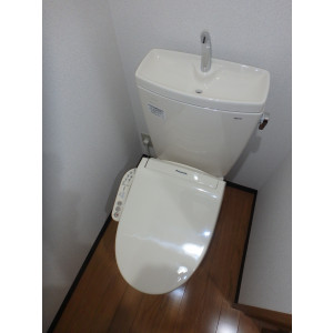 トイレ　清潔感のあるトイレです