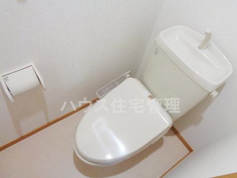 トイレ　トイレ