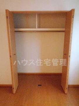 収納　クローゼット