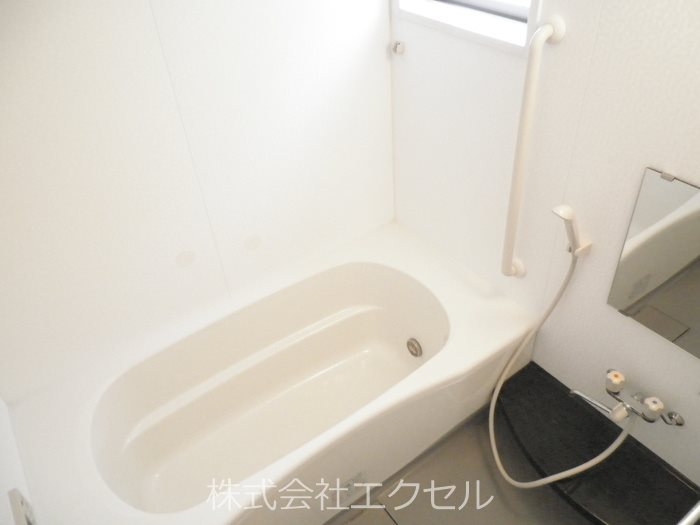 バス・シャワールーム　追焚き完備で快適です。
