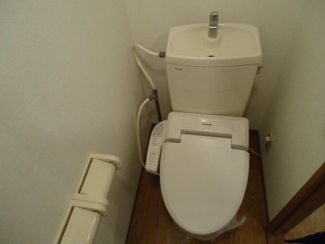 トイレ　シャワー付トイレ