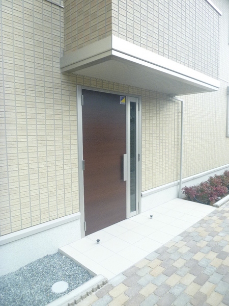 玄関　※別部屋写真です